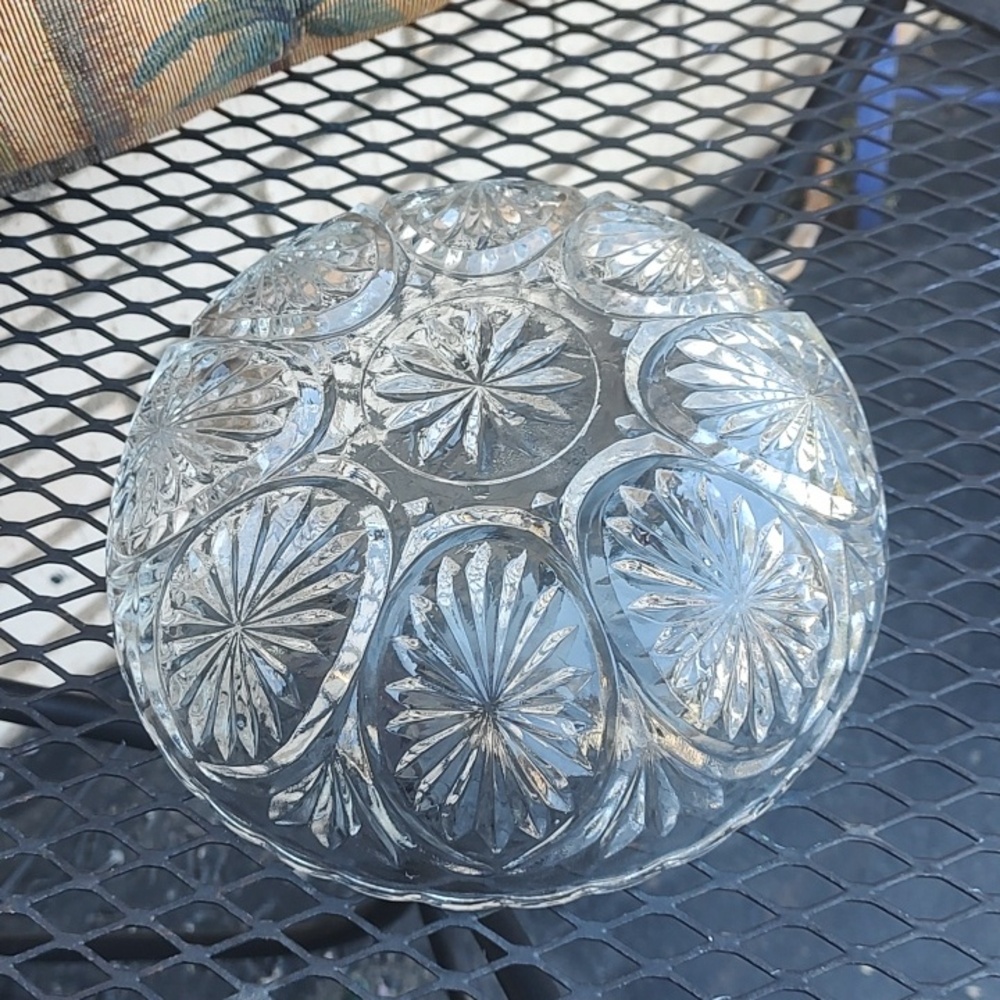 Clear,Glass Serving Bowl ⭐burst Pattern - Picture 7 of 8